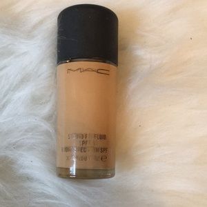 MAC studio fix fluid